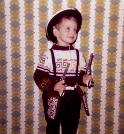 [Are you lookin' at me, pardner?]